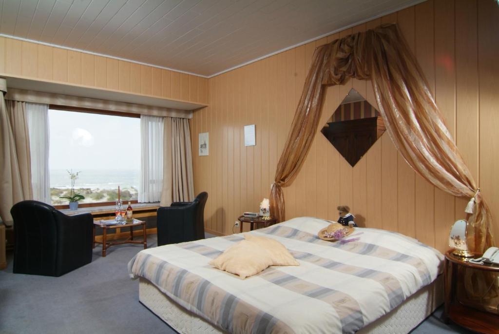Sint-Laureins Hotel Westende Exterior photo